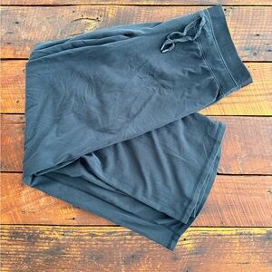 Under Armour Black Apparel